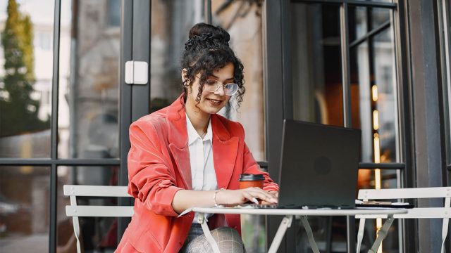 freelancing gig into a full-time freelance career